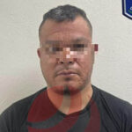 La AEI detuvo en Nuevo Casas Grandes a un hombre acusado de violencia familiar y acoso sexual, tras una orden de aprehensión del Distrito Judicial Galeana.