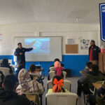 La AEI Zona Noroeste impartió una plática preventiva a estudiantes de la Primaria Ford 125 para promover valores y uso responsable de redes sociales.