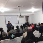 La AEI realizó una intervención formativa en la primaria Ford 125 sobre menores en conflicto con la ley, dirigida a padres de 4º a 6º grado.