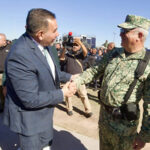 El alcalde Cruz Pérez Cuéllar encabezó el arranque del Operativo de Navidad 2025 en Ciudad Juárez, con la participación de corporaciones de los tres órdenes de Gobierno.