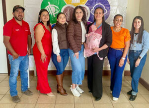 El DIF Municipal de Galeana celebró el Día Internacional de las Personas con Discapacidad con un convivio en la UBR de Lagunitas, reafirmando su compromiso con la inclusión y el bienestar de la comunidad.