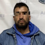 Un hombre acusado de asesinar a su esposa e hijastra en Casas Grandes podría enfrentar hasta 60 años de cárcel por cada feminicidio, según informó la Fiscalía de Chihuahua.