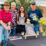 La joven artista Silvia Veloz Guillén fue incluida en un libro sobre murales y arte público del noroeste de Chihuahua, reconociendo su talento y aportación cultural en Casas Grandes.